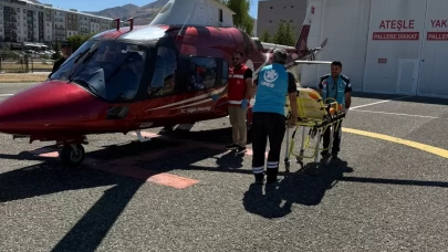 Erzurum'da ambulans helikopter kalp krizi geçiren hasta için havalandı