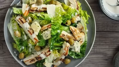 Sezar Salatası Tarifi: Klasik ve Lezzetli