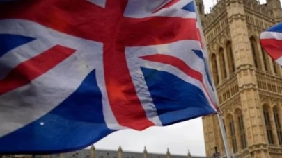 İngiltere Merkez Bankası faizi sabit tuttu