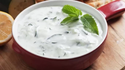Cacık tarifi: Ferahlatıcı ve pratik meze