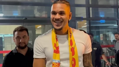 Kayserispor'un yeni yıldızı German Onugkha, Kayseri'de