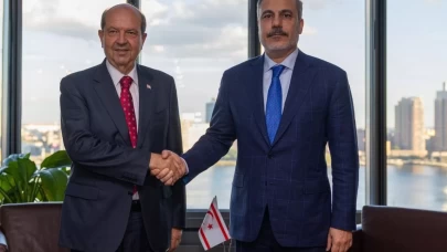 Bakan Fidan, New York’ta KKTC Cumhurbaşkanı Tatar ile görüştü