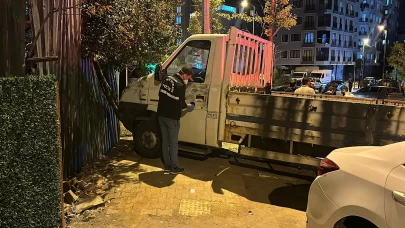 Sultanbeyli'de seyir halindeki araca silahlı saldırı: 1 ağır yaralı