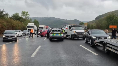 Anadolu otoyolunda 4 ayrı kazada 30 araç birbirine girdi! Ölü ve yaralılar var...