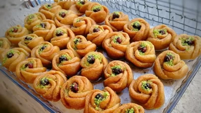 Gül Tatlısı Tarifi: Malzemeleri, Pişirme Süresi ve Yapılışı Haberimizde!