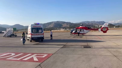 Zatürre teşhisi konulan bebek ambulans helikopterle sevk edildi
