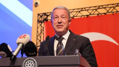 Hulusi Akar: En önemli savunma ve güvenlik, toplumun birlik ve beraberliğidir