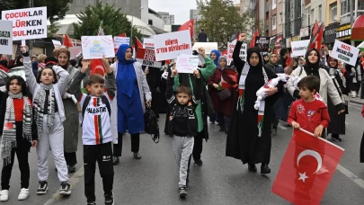 Ümraniye'de Gazze'ye destek için yürüyüş yapıldı