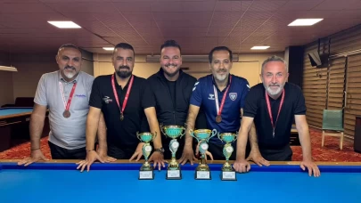 Özkan Kocabıyık, Düzce 3 Bant Bilardo Şampiyonu oldu