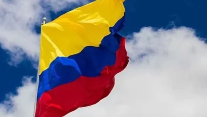 Kolombiya’da 45 asker, yüzlerce kişilik kalabalık tarafından alıkonuldu