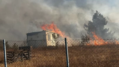Karabük'teki yangın evlere sıçradı