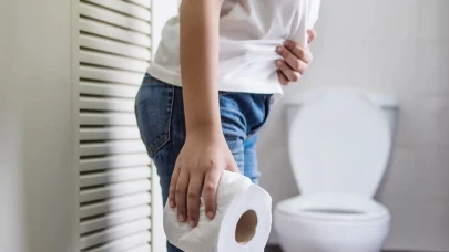 Tuvalette telefonla oynuyorsan dikkat: Risk artıyor!