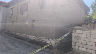 93 yaşındaki yaşlı kadın evinde ölü olarak bulundu