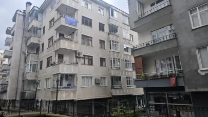 10 günlük bebek 5. kattan düştü