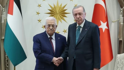 Cumhurbaşkanı Erdoğan, Filistin Devlet Başkanı Abbas ile görüştü