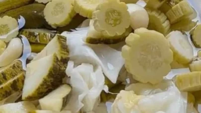 3 günde hazır! Kütür kütür turşu tarifi