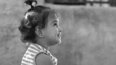 Diyarbakır’da kamyonetin altında kalan Meryem bebek, yaşamını yitirdi