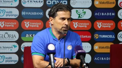 İlhan Palut: “Her maç çırpınıyorum"