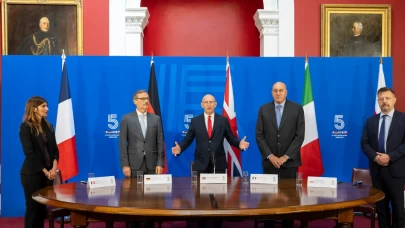 Avrupa tedirgin! İngiltere Savunma Bakanı Healey’den Putin uyarısı