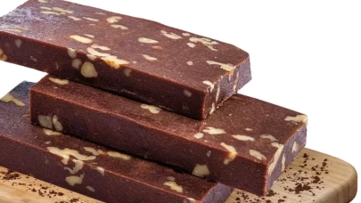Çikolatalı Yaz Helvası Tarifi: Yaz Sofralarına Tatlı Dokunuş