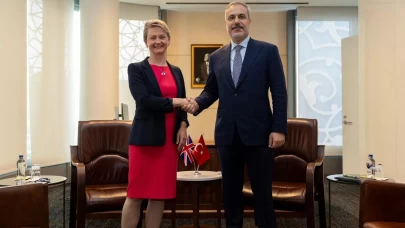 Bakan Fidan, İngiliz mevkidaşı Cooper ile bir araya geldi