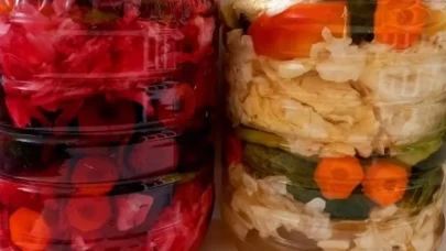 Olmuş turşunun suyu değiştirilir mi?