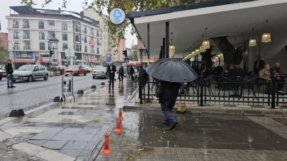 Sındırgı'da sağanak çiftçilerin yüzünü güldürdü