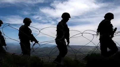 Edirne’de askeri yasak bölgede 9 kaçak göçmen yakalandı