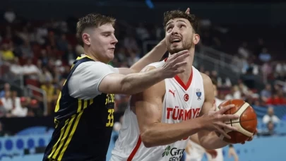 12 Dev Adam nefes kesen maç sonunda çeyrek finalde!