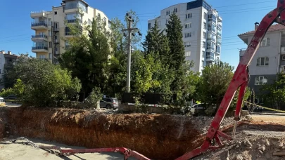 Uşak’ta inşaatta beton pompası çöktü, işçiler ezildi