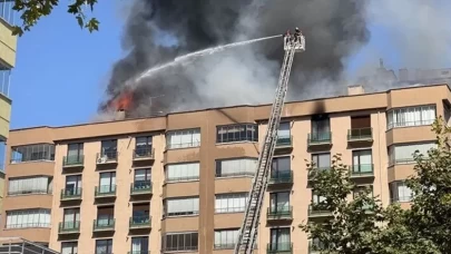 Kayseri'de 8 katlı binada yangın