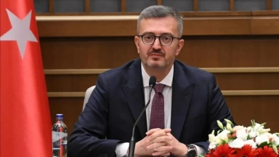 Erdoğan’ın diplomasi hamleleri Özgür Özel'i rahatsız etti! İletişim Başkanı Duran'dan tepki gecikmedi