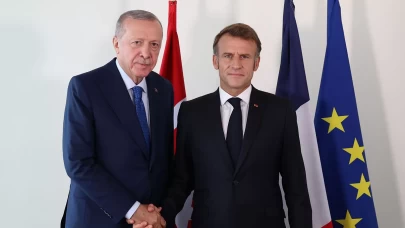 Cumhurbaşkanı Erdoğan, Fransa Cumhurbaşkanı Macron ile görüştü