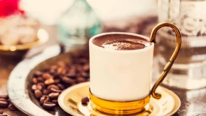Bol Köpüklü Türk Kahvesi Nasıl Yapılır? İşte Püf Noktalarıyla Geleneksel Lezzet