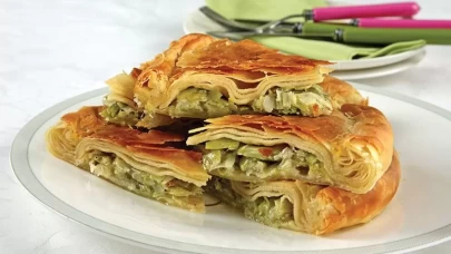 Pırasalı börek tarifi: Kış çay saatlerinin vazgeçilmezi