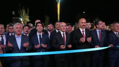 Bakan Şimşek Batman’da müjdeyi verdi! Eğitimden metroya, OSB’den kentsel dönüşüme