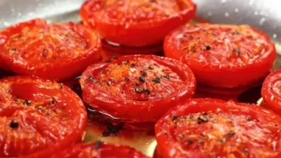 1 adet közlenmiş domates kaç kalori?