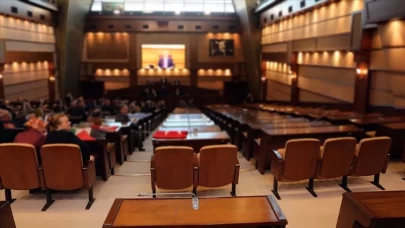 AK Parti üyelerinden İBB’ye kritik soru önergeleri