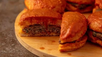 Ev yapımı ıslak hamburger