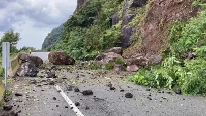 Karadeniz Sahil Yolu ulaşıma kapandı