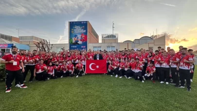 Milli kick boksçulardan tarihi başarı