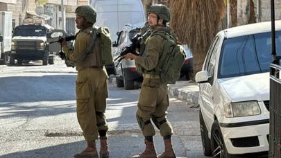 İsrail ordusu, işgal altındaki Batı Şeria'nın farklı bölgelerine baskınlar düzenledi