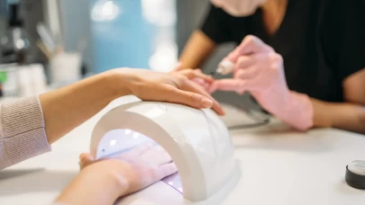 Jel tırnak yasaklandı!