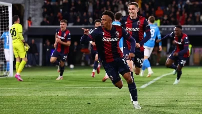 Napoli, Bologna deplasmanında takıldı