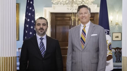 Suriye Dışişleri Bakanı Şeybani, ABD Dışişleri Bakanı Yardımcısı Landau ile görüştü