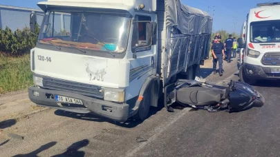 Kırmızı ışıkta feci kaza: 1 ölü, 1 yaralı