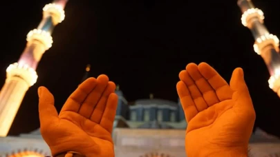 Miraç Kandili ibadetleri nelerdir? Bu gece hangi dualar okunur?