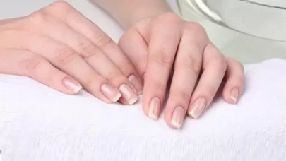 Tırnaklarınızda "lunula" var mı?