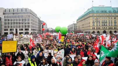 Almanya’da kamu çalışanlarından uyarı grevi