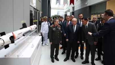 Bakan Güler, Endonezyalı mevkidaşı ile ASELSAN'ı ziyaret etti